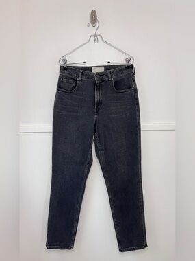 Everlane The Curvy Cheeky Jean in Washed Black